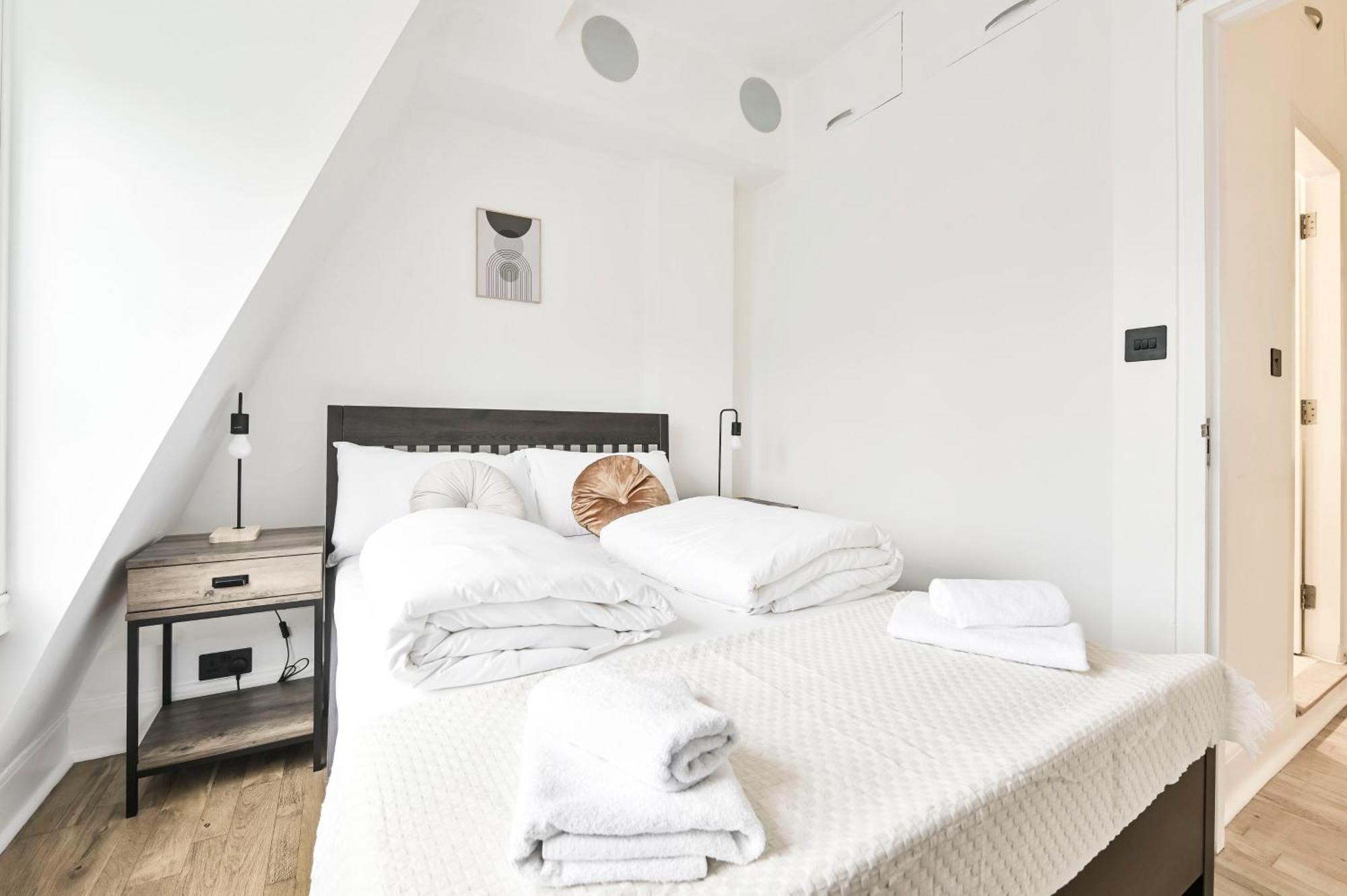 Wonderful Fitzrovia 3 Bed Apartment London Luaran gambar